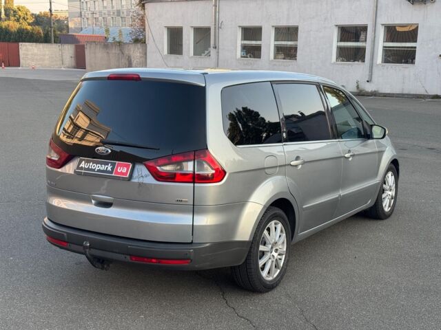 Серый Форд Галакси, объемом двигателя 1.8 л и пробегом 240 тыс. км за 9690 $, фото 4 на Automoto.ua