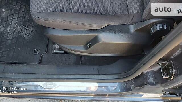 Сірий Форд Галаксі, об'ємом двигуна 2 л та пробігом 298 тис. км за 8000 $, фото 32 на Automoto.ua