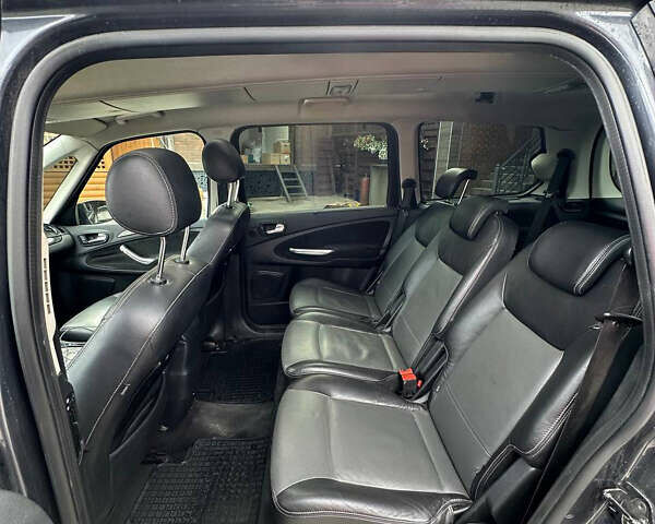 Серый Форд Галакси, объемом двигателя 2 л и пробегом 327 тыс. км за 9500 $, фото 9 на Automoto.ua