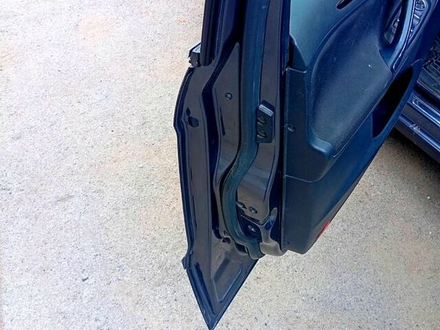 Сірий Форд Галаксі, об'ємом двигуна 2 л та пробігом 218 тис. км за 7800 $, фото 6 на Automoto.ua