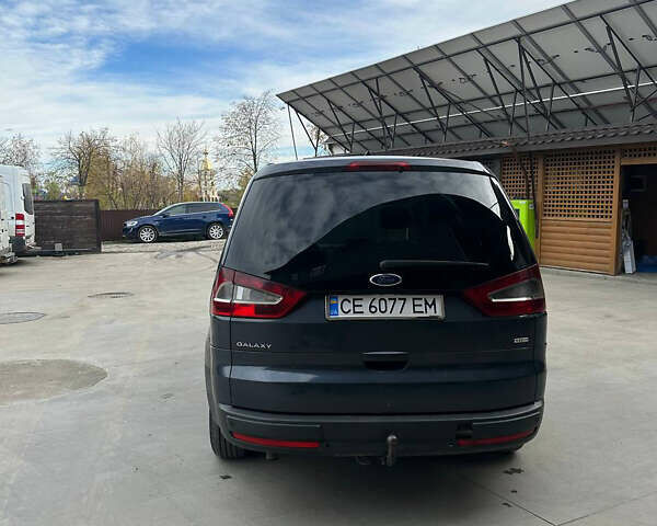 Серый Форд Галакси, объемом двигателя 2 л и пробегом 327 тыс. км за 9500 $, фото 2 на Automoto.ua