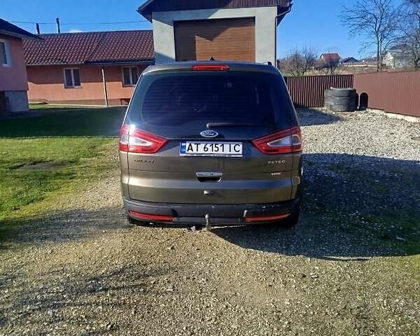 Сірий Форд Галаксі, об'ємом двигуна 2 л та пробігом 320 тис. км за 8500 $, фото 3 на Automoto.ua