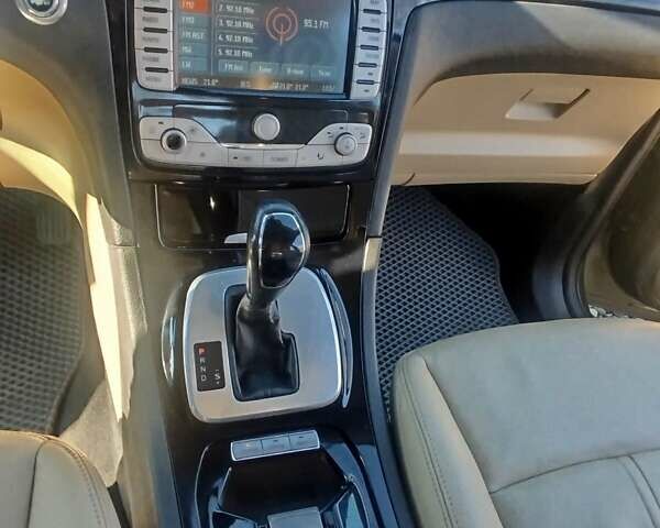 Сірий Форд Галаксі, об'ємом двигуна 2 л та пробігом 320 тис. км за 8500 $, фото 27 на Automoto.ua