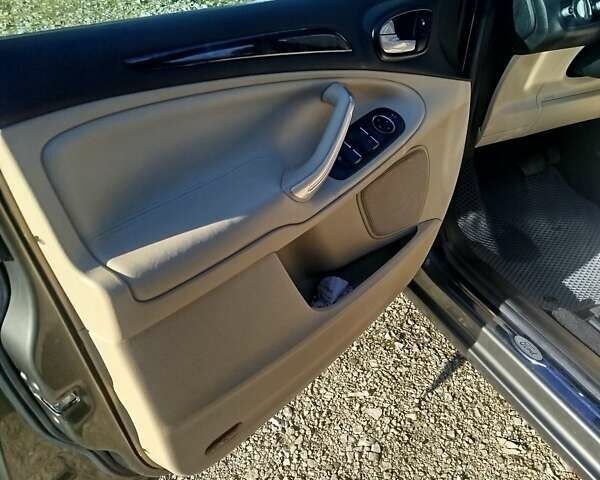 Сірий Форд Галаксі, об'ємом двигуна 2 л та пробігом 320 тис. км за 8500 $, фото 23 на Automoto.ua