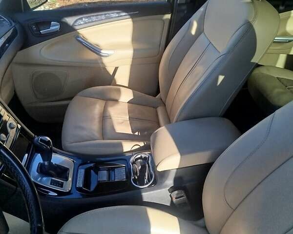 Сірий Форд Галаксі, об'ємом двигуна 2 л та пробігом 320 тис. км за 8500 $, фото 11 на Automoto.ua