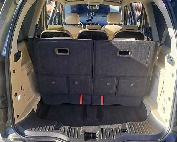 Сірий Форд Галаксі, об'ємом двигуна 2 л та пробігом 320 тис. км за 8500 $, фото 18 на Automoto.ua