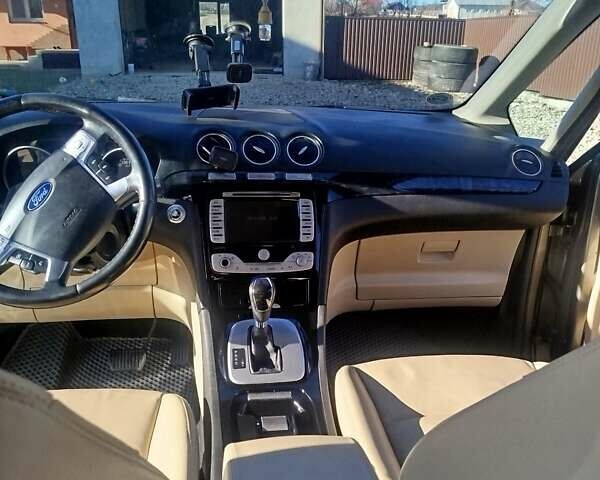 Сірий Форд Галаксі, об'ємом двигуна 2 л та пробігом 320 тис. км за 8500 $, фото 21 на Automoto.ua