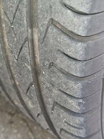 Серый Форд Галакси, объемом двигателя 2 л и пробегом 238 тыс. км за 9409 $, фото 9 на Automoto.ua