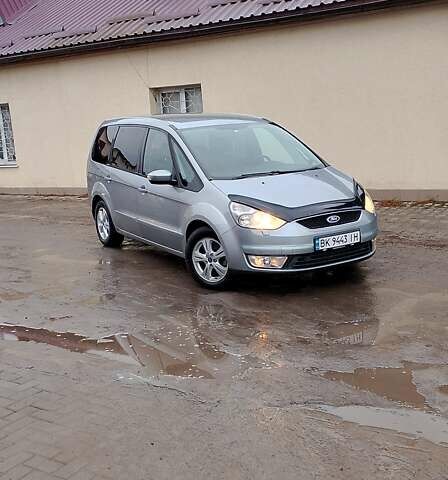 Форд Галакси 2010 в Ровно на Automoto.ua Серый Форд Галакси, объемом двигателя 2 л и пробегом 270 тыс. км за 9999 $, фото 7 на Automoto.ua