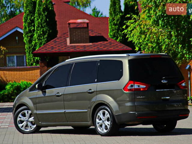 Форд Галакси 2011 в Днепре (Днепропетровске) на Automoto.ua Серый Форд Галакси, объемом двигателя 2 л и пробегом 117 тыс. км за 12300 $, фото 2 на Automoto.ua