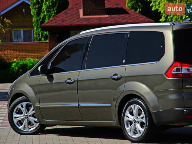 Форд Галакси 2011 в Днепре (Днепропетровске) на Automoto.ua Серый Форд Галакси, объемом двигателя 2 л и пробегом 117 тыс. км за 12300 $, фото 4 на Automoto.ua