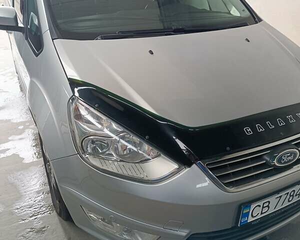 Серый Форд Галакси, объемом двигателя 2 л и пробегом 270 тыс. км за 11400 $, фото 5 на Automoto.ua