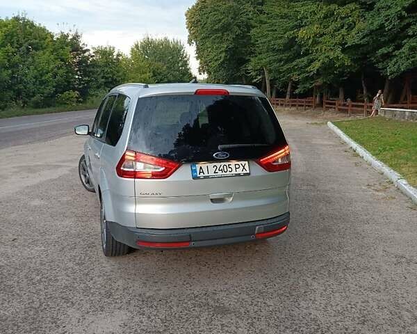 Сірий Форд Галаксі, об'ємом двигуна 2 л та пробігом 347 тис. км за 9400 $, фото 2 на Automoto.ua