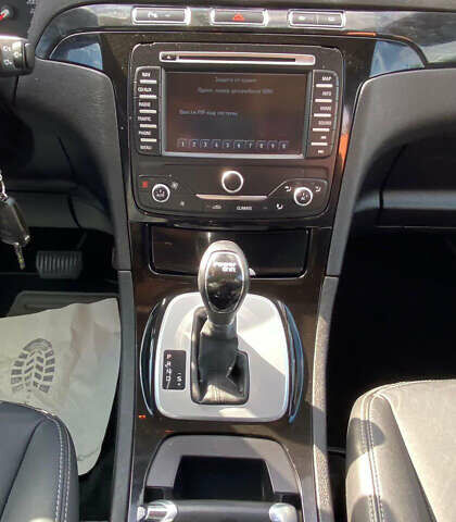 Сірий Форд Галаксі, об'ємом двигуна 2 л та пробігом 240 тис. км за 12999 $, фото 10 на Automoto.ua