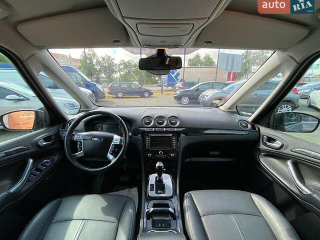 Серый Форд Галакси, объемом двигателя 2 л и пробегом 240 тыс. км за 12200 $, фото 9 на Automoto.ua