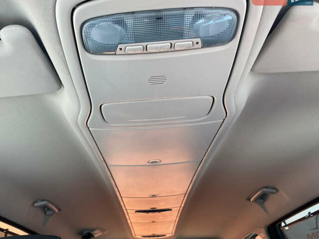 Сірий Форд Галаксі, об'ємом двигуна 2 л та пробігом 240 тис. км за 12999 $, фото 17 на Automoto.ua