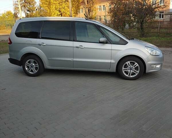 Сірий Форд Галаксі, об'ємом двигуна 2 л та пробігом 284 тис. км за 11500 $, фото 5 на Automoto.ua