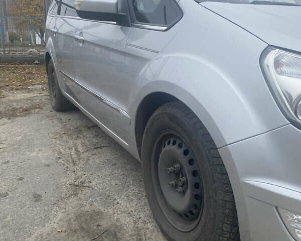 Серый Форд Галакси, объемом двигателя 2 л и пробегом 345 тыс. км за 11300 $, фото 8 на Automoto.ua