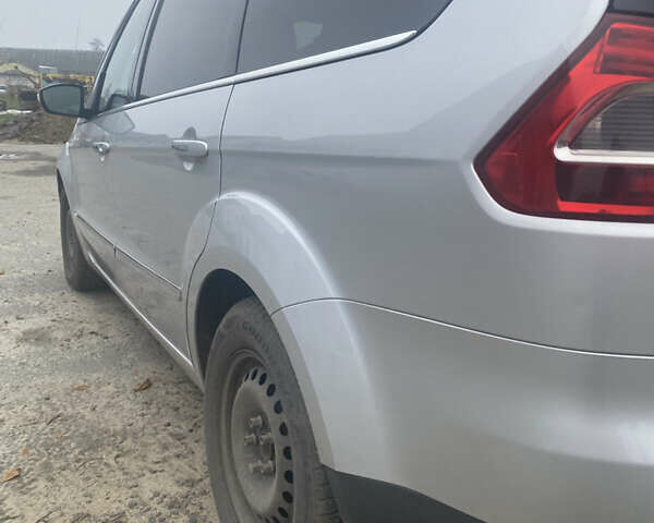 Серый Форд Галакси, объемом двигателя 2 л и пробегом 345 тыс. км за 11300 $, фото 6 на Automoto.ua