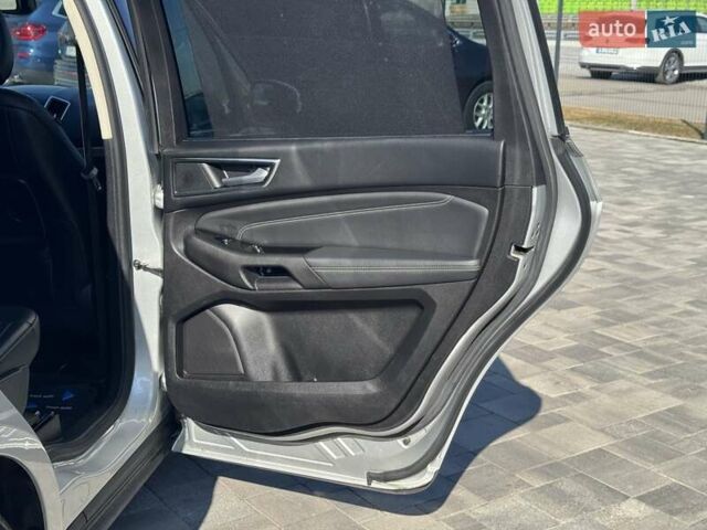 Сірий Форд Галаксі, об'ємом двигуна 2 л та пробігом 360 тис. км за 15990 $, фото 31 на Automoto.ua