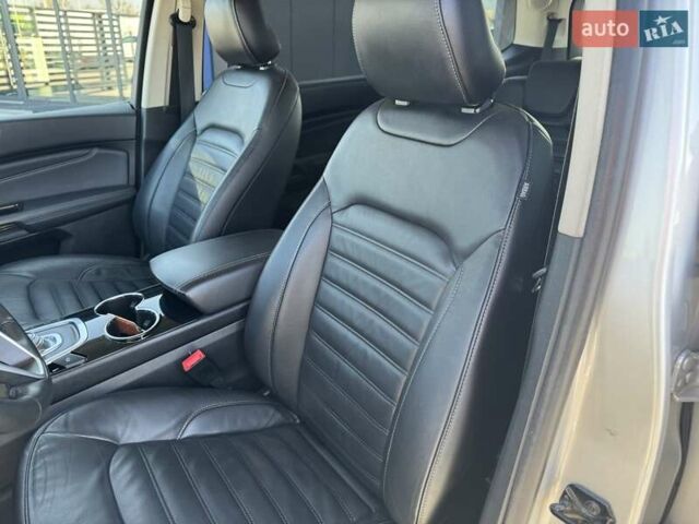 Сірий Форд Галаксі, об'ємом двигуна 2 л та пробігом 360 тис. км за 15990 $, фото 17 на Automoto.ua