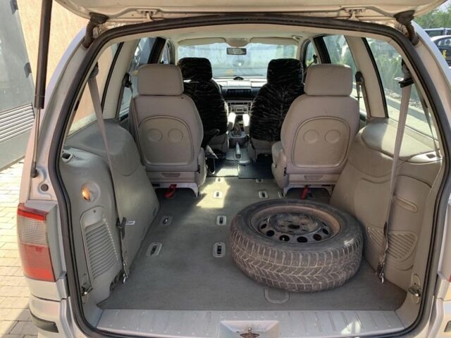 Форд Галаксі 2000 у Луцьку на Automoto.ua Сірий Форд Галаксі, об'ємом двигуна 1.9 л та пробігом 300 тис. км за 1450 $, фото 6 на Automoto.ua