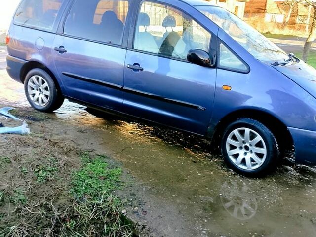 Синий Форд Галакси, объемом двигателя 2 л и пробегом 106 тыс. км за 1600 $, фото 7 на Automoto.ua