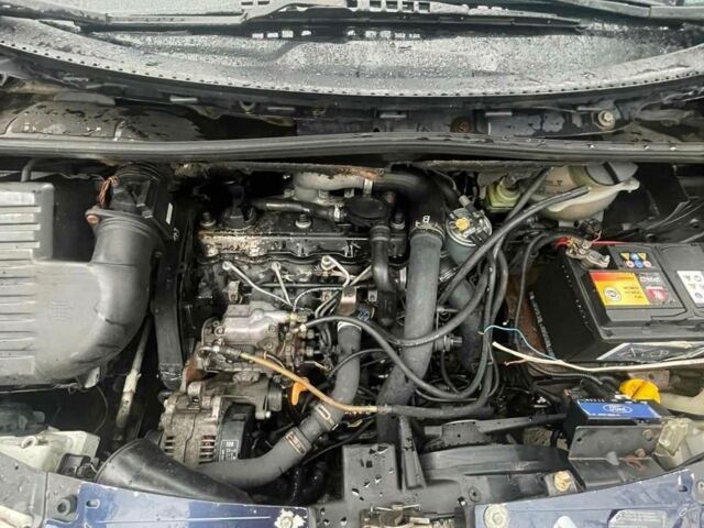 Синій Форд Галаксі, об'ємом двигуна 1.9 л та пробігом 463 тис. км за 1500 $, фото 4 на Automoto.ua