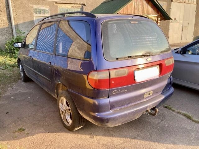 Синий Форд Галакси, объемом двигателя 1.9 л и пробегом 200 тыс. км за 3100 $, фото 2 на Automoto.ua