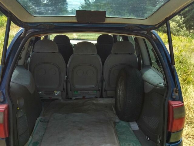 Синий Форд Галакси, объемом двигателя 2 л и пробегом 515 тыс. км за 5500 $, фото 1 на Automoto.ua