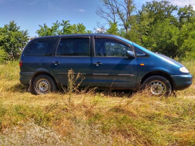 Синий Форд Галакси, объемом двигателя 2 л и пробегом 515 тыс. км за 5500 $, фото 2 на Automoto.ua