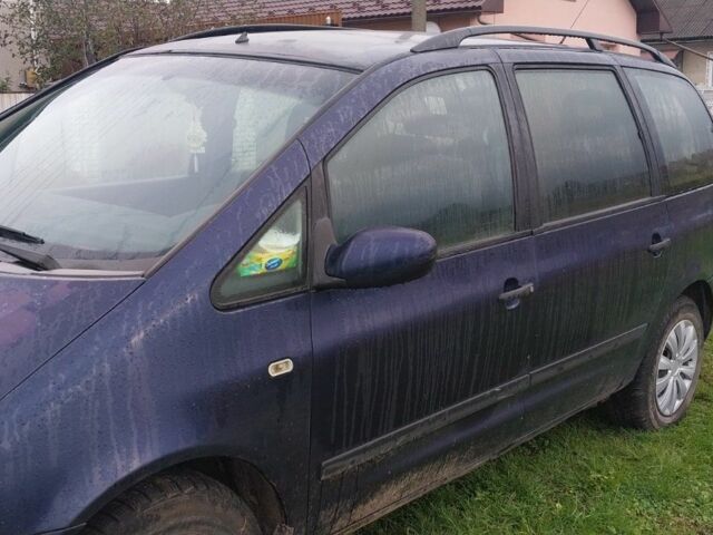 Синий Форд Галакси, объемом двигателя 1.9 л и пробегом 350 тыс. км за 3000 $, фото 5 на Automoto.ua