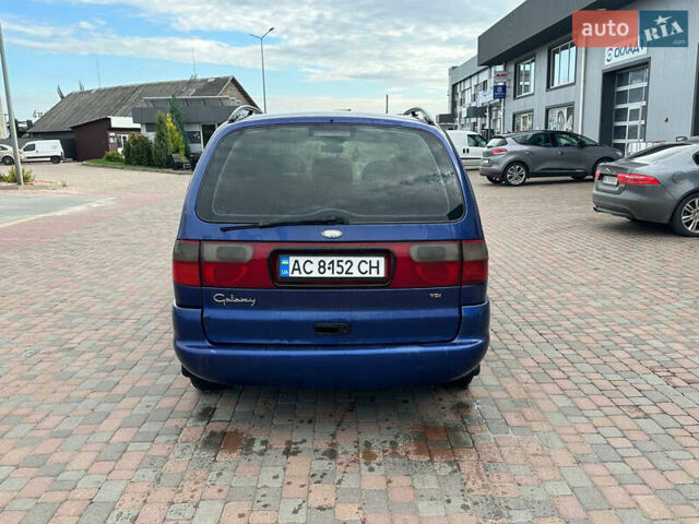Синій Форд Галаксі, об'ємом двигуна 1.9 л та пробігом 302 тис. км за 3250 $, фото 5 на Automoto.ua