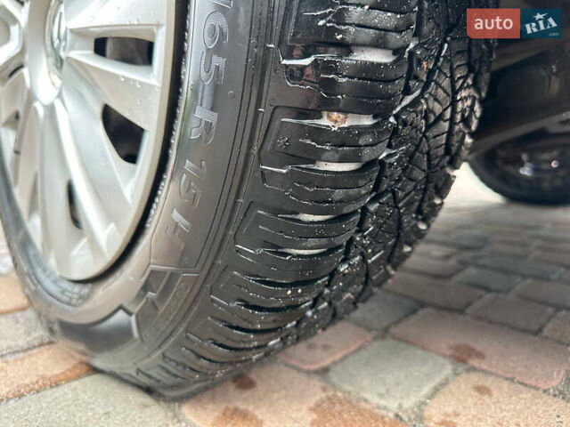 Синий Форд Галакси, объемом двигателя 1.9 л и пробегом 305 тыс. км за 2999 $, фото 18 на Automoto.ua