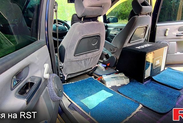 Синий Форд Галакси, объемом двигателя 1.9 л и пробегом 440 тыс. км за 4500 $, фото 5 на Automoto.ua