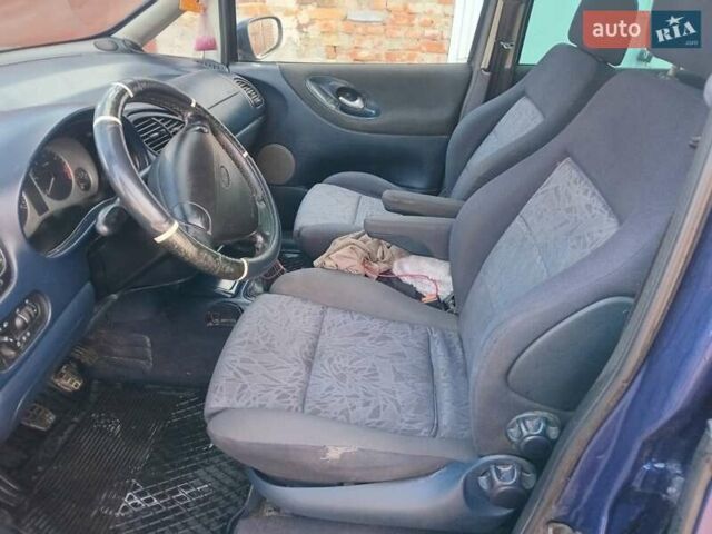 Синій Форд Галаксі, об'ємом двигуна 1.9 л та пробігом 360 тис. км за 2950 $, фото 2 на Automoto.ua