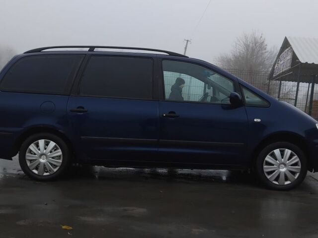 Синий Форд Галакси, объемом двигателя 1.9 л и пробегом 1 тыс. км за 2026 $, фото 1 на Automoto.ua