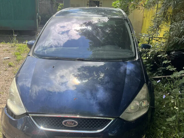 Синій Форд Галаксі, об'ємом двигуна 1.8 л та пробігом 250 тис. км за 3500 $, фото 3 на Automoto.ua