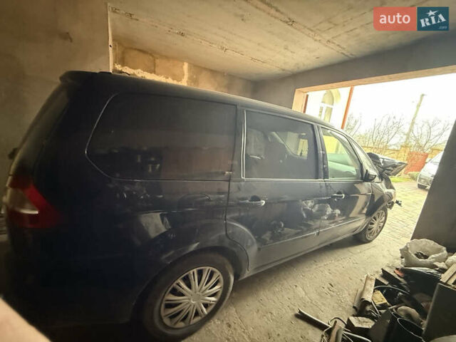 Синий Форд Галакси, объемом двигателя 2 л и пробегом 250 тыс. км за 4000 $, фото 6 на Automoto.ua