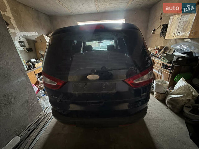 Синий Форд Галакси, объемом двигателя 2 л и пробегом 250 тыс. км за 4000 $, фото 7 на Automoto.ua