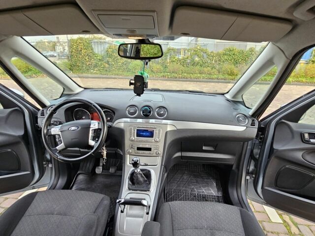 Синий Форд Галакси, объемом двигателя 1.8 л и пробегом 234 тыс. км за 7000 $, фото 12 на Automoto.ua