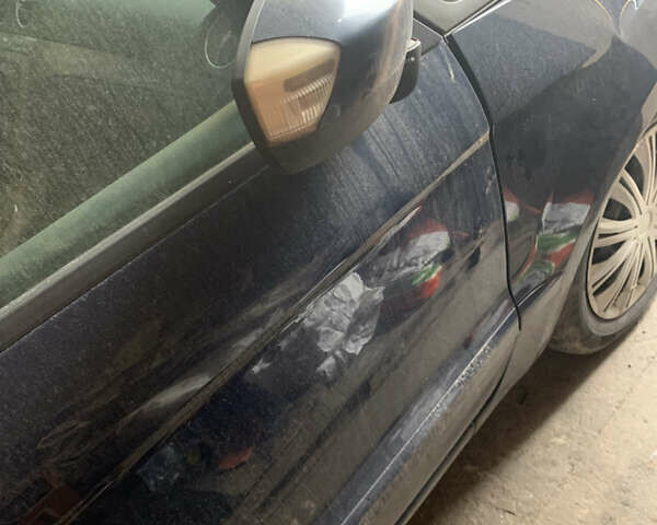 Синий Форд Галакси, объемом двигателя 2 л и пробегом 250 тыс. км за 4000 $, фото 10 на Automoto.ua