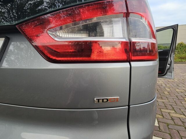 Синий Форд Галакси, объемом двигателя 1.8 л и пробегом 234 тыс. км за 7000 $, фото 17 на Automoto.ua