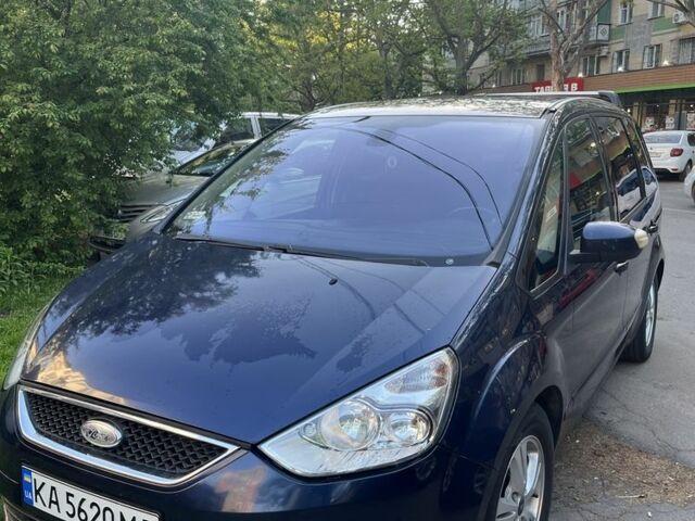 Синій Форд Галаксі, об'ємом двигуна 1.8 л та пробігом 400 тис. км за 4545 $, фото 7 на Automoto.ua