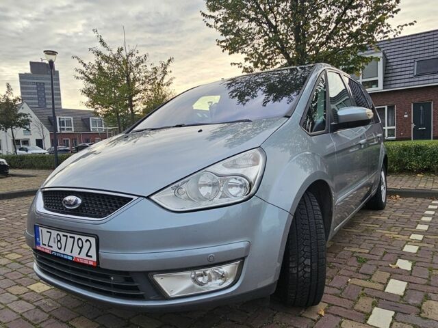 Синий Форд Галакси, объемом двигателя 1.8 л и пробегом 234 тыс. км за 7000 $, фото 1 на Automoto.ua