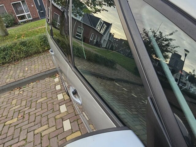 Синий Форд Галакси, объемом двигателя 1.8 л и пробегом 234 тыс. км за 7000 $, фото 4 на Automoto.ua