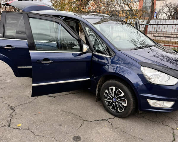 Синій Форд Галаксі, об'ємом двигуна 2 л та пробігом 257 тис. км за 10700 $, фото 31 на Automoto.ua