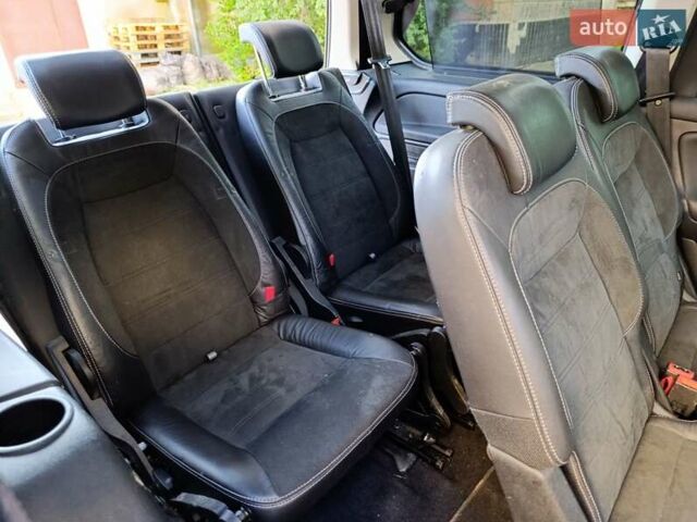 Синий Форд Галакси, объемом двигателя 2 л и пробегом 273 тыс. км за 9199 $, фото 16 на Automoto.ua