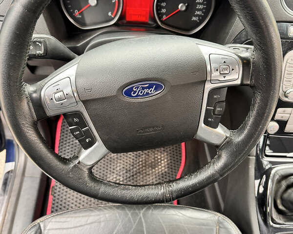 Синій Форд Галаксі, об'ємом двигуна 2 л та пробігом 257 тис. км за 10700 $, фото 19 на Automoto.ua