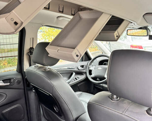 Синій Форд Галаксі, об'ємом двигуна 2 л та пробігом 257 тис. км за 10700 $, фото 36 на Automoto.ua